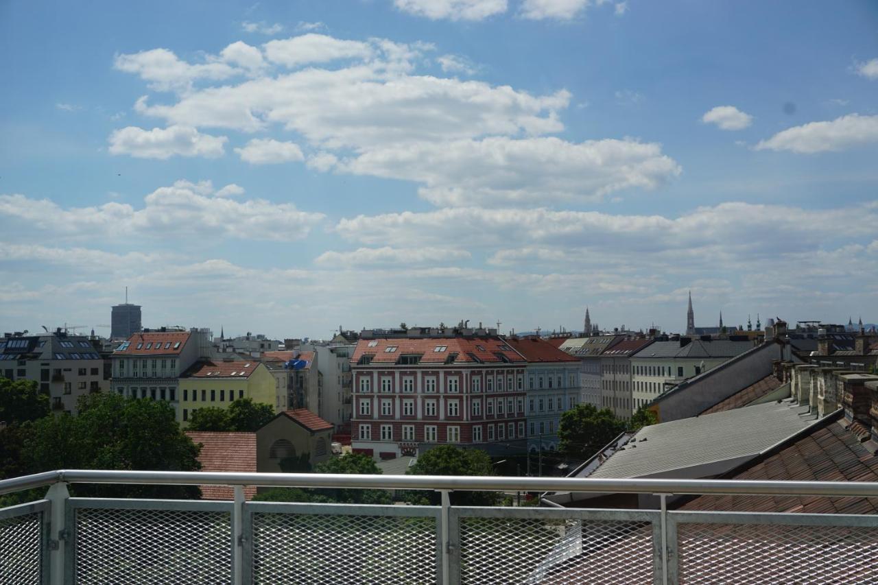 Ferienwohnung Augartenblick Penthauscombo 15/16 - Blick zum Riesenrad Wien Exterior foto
