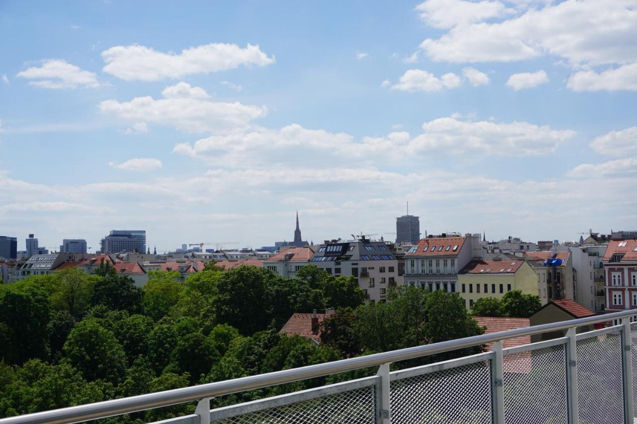 Ferienwohnung Augartenblick Penthauscombo 15/16 - Blick zum Riesenrad Wien Exterior foto